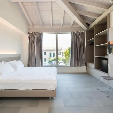 L'agrumeto Gasthof Manerba del Garda