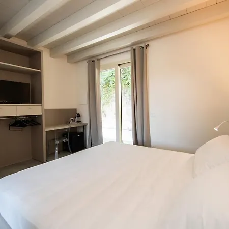 L'agrumeto Guest house